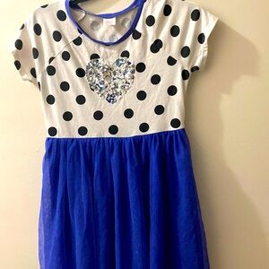 Girls dress